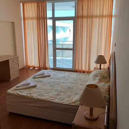 Private In Oasis Апартамент *