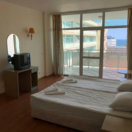Private In Oasis Апартамент Слънчев бряг