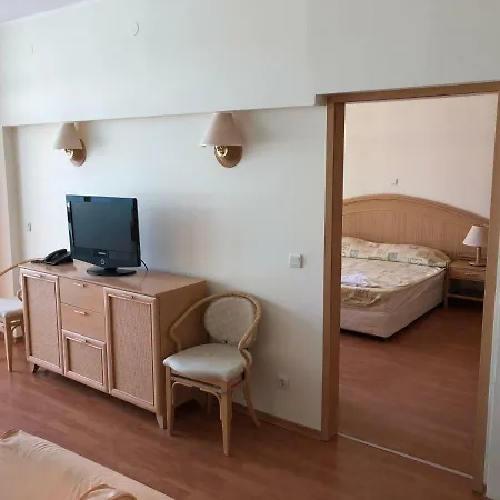 Private In Oasis Апартамент *